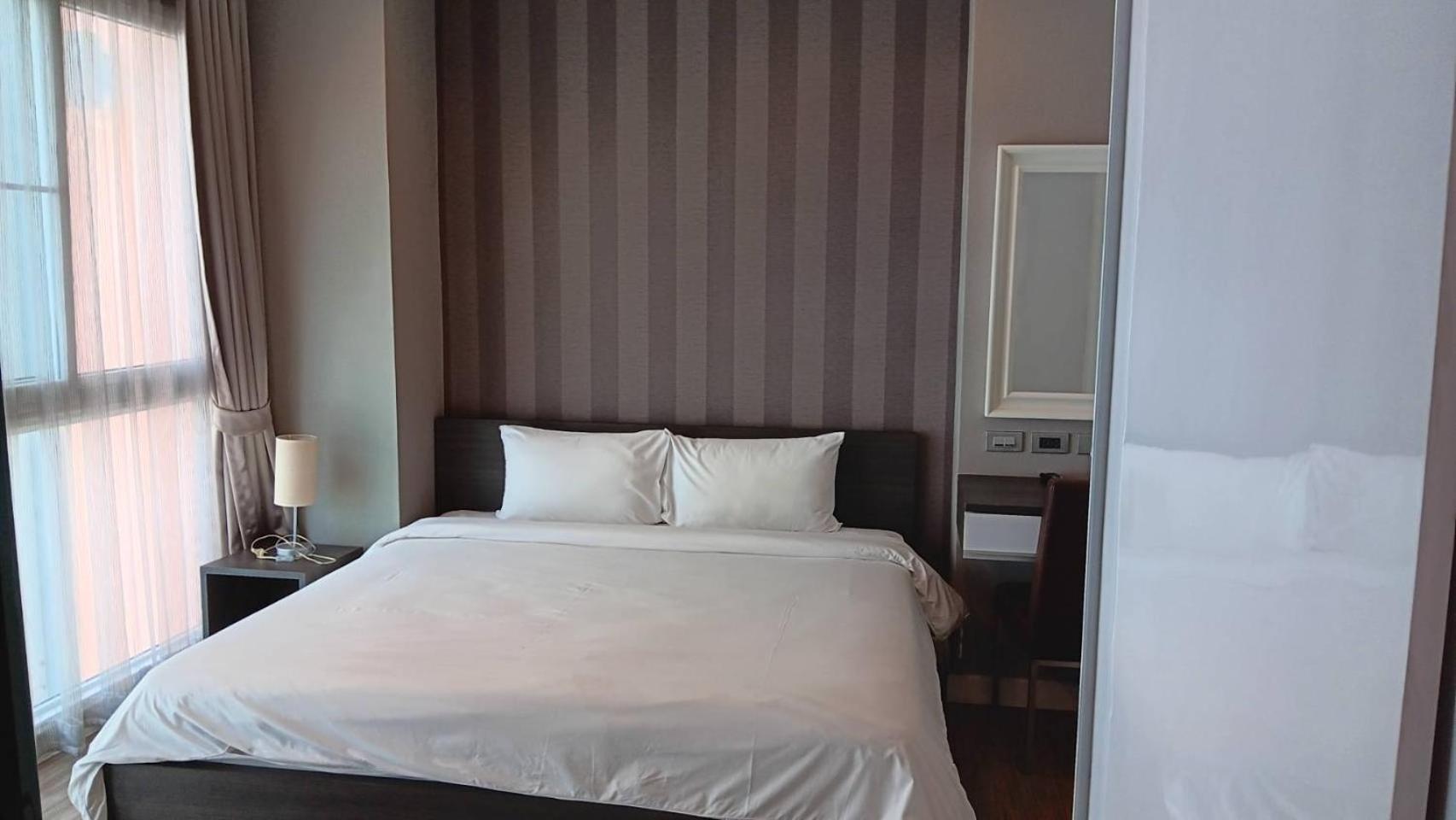 J Residence Thonglor 8 Banguecoque Exterior foto