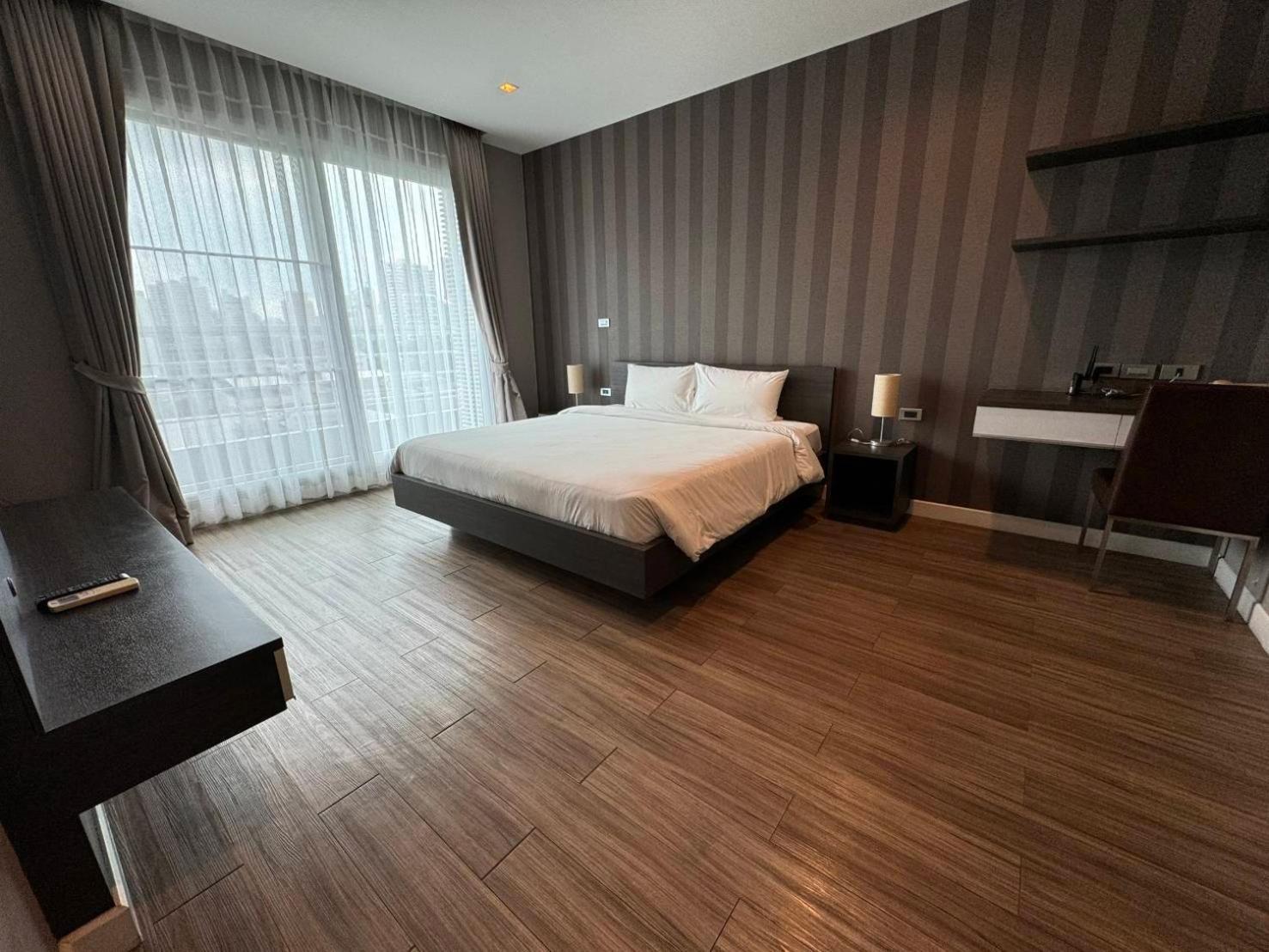 J Residence Thonglor 8 Banguecoque Exterior foto
